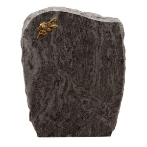 Gravstein modell 15, rå naturstein