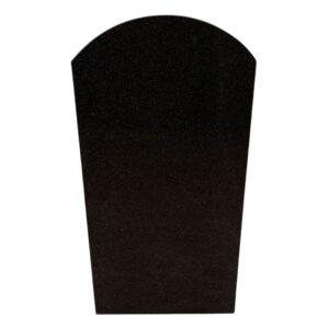 Gravstein modell 6, klassisk buet topp